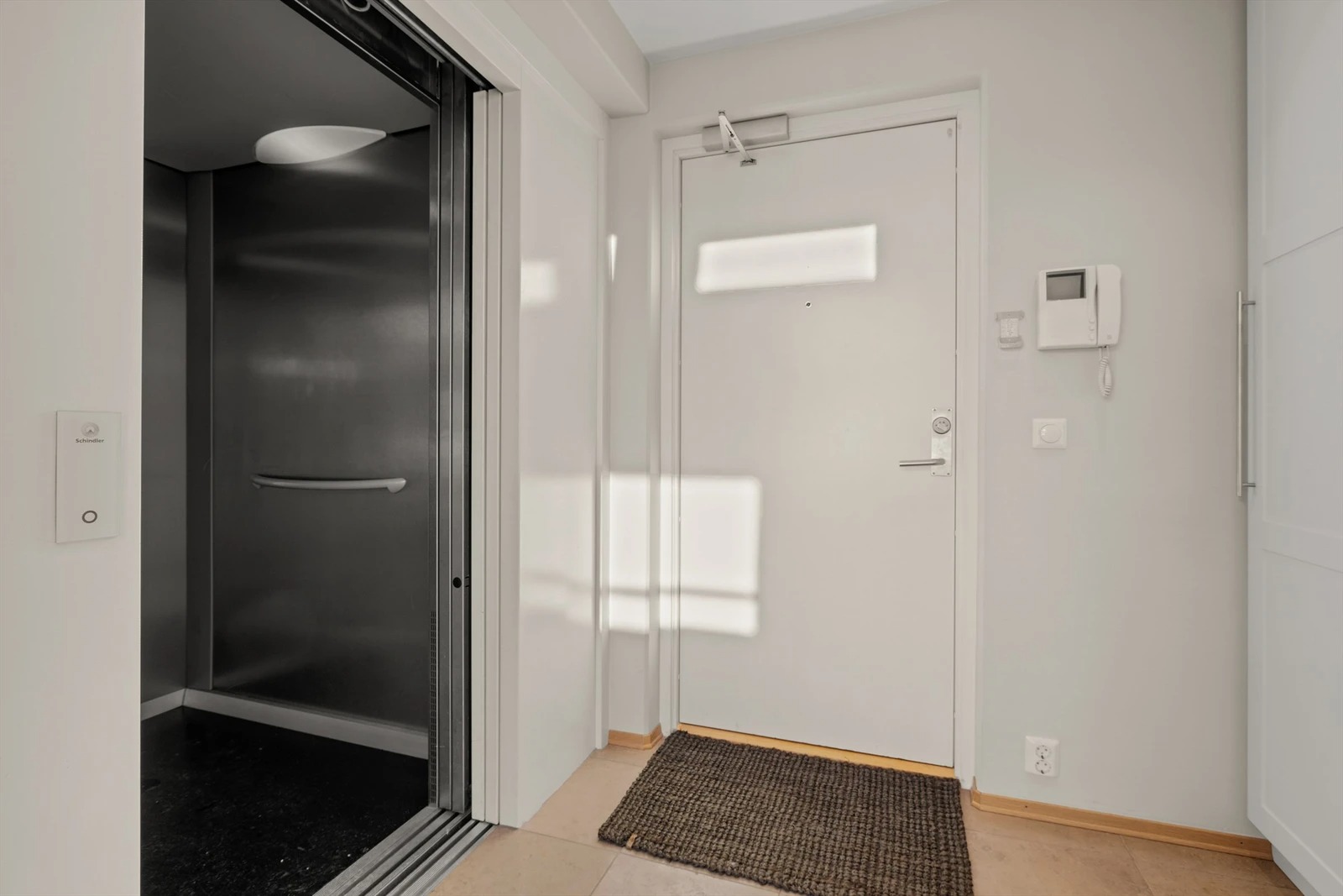 Heis direkte inn i entre